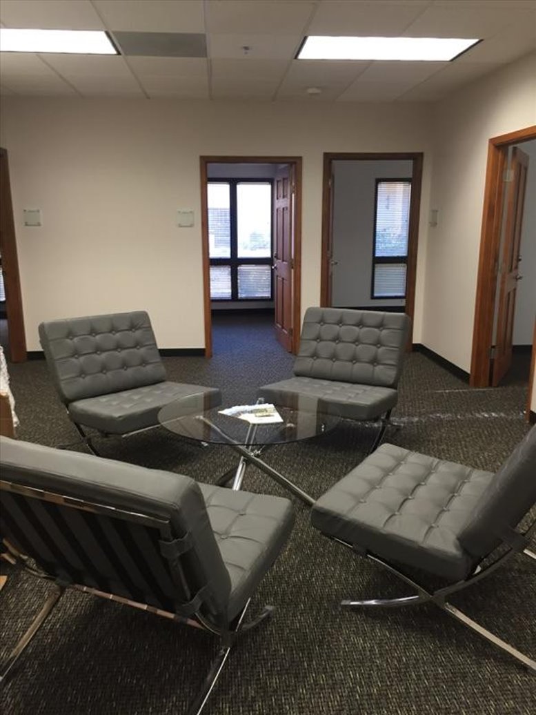 Plaza At Squaw Peak III, 7600 N 15th St Office Images