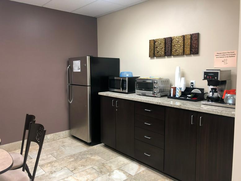 6424 East Greenway Parkway, #100 Office Images