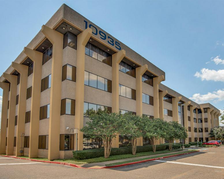 Lyndon Office Plaza, 10925-10945 Estate Lane, Lake Highlands Office Space - Dallas