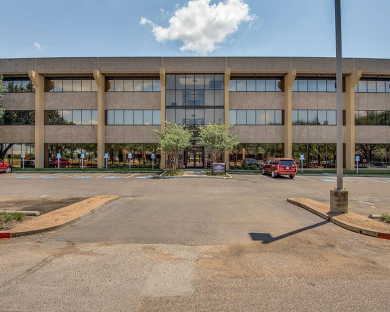 Office for Rent on Lyndon Office Plaza, 10925-10945 Estate Lane, Lake Highlands Dallas 