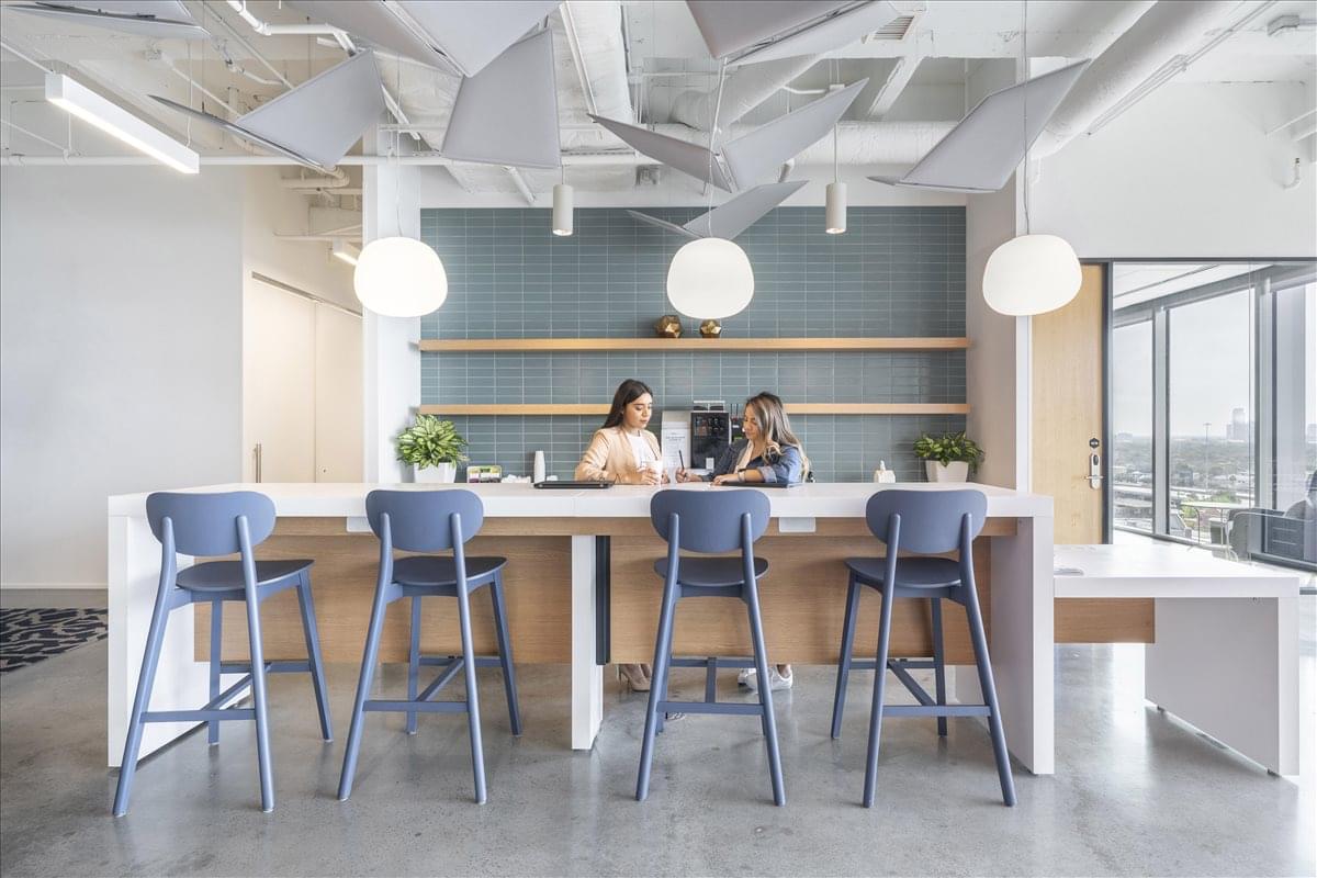 Photo of Office Space on Kirby Grove, 2925 Richmond Ave, Upper Kirby Houston 