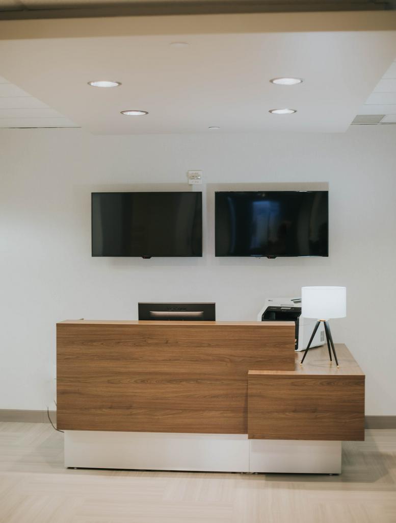 This is a photo of the office space available to rent on Regency Plaza, 3710 Rawlins St, 14th Fl, Oak Lawn