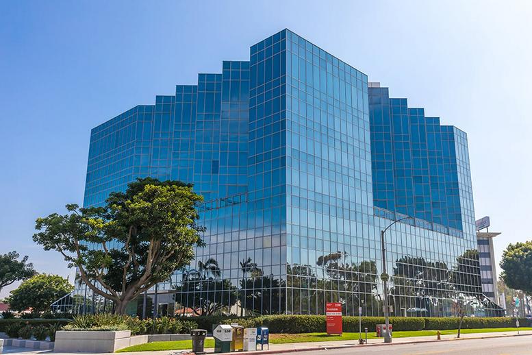 Park Tower Executive available for companies in Long Beach