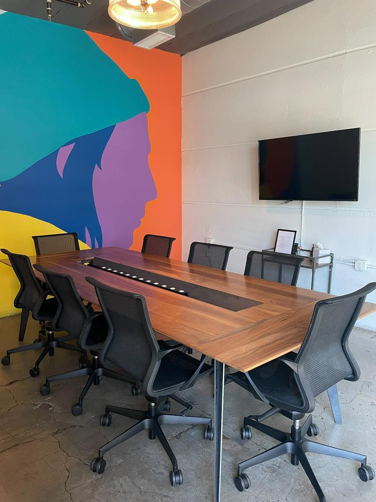 440 East Route 66 Office Images