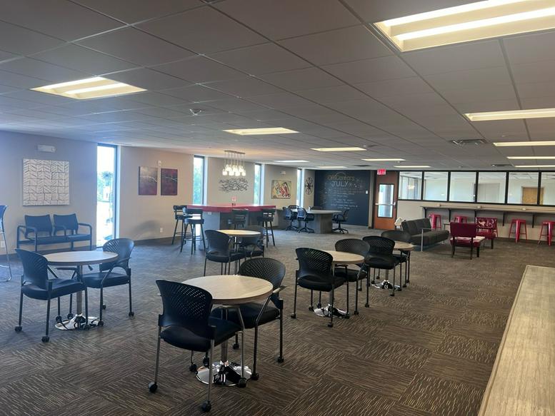 Photo of Office Space available to rent on 2042 Wooddale Dr, Woodbury