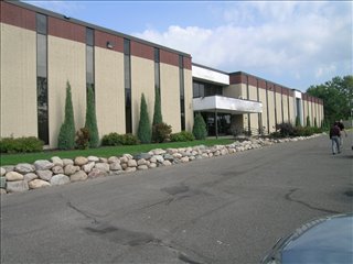 Photo of Office Space on 2042 Wooddale Dr Woodbury