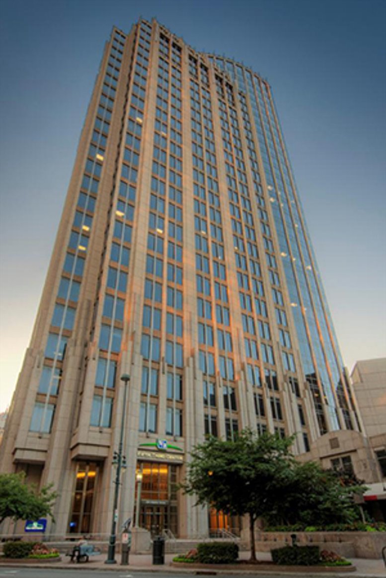 Fifth Third Center available for companies in Columbus