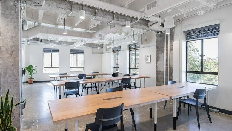 2201 Broadway Office Images