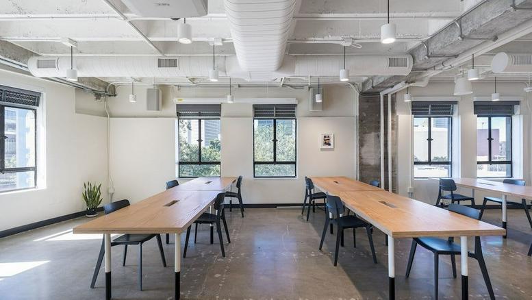 2201 Broadway Office Images
