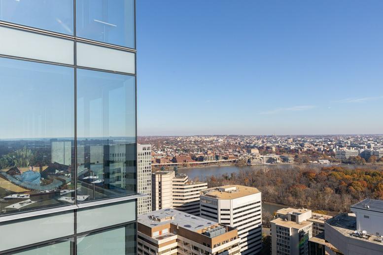 Office for Rent on CEB Tower @ Central Place, 1201 Wilson BLVD, Rosslyn Arlington 