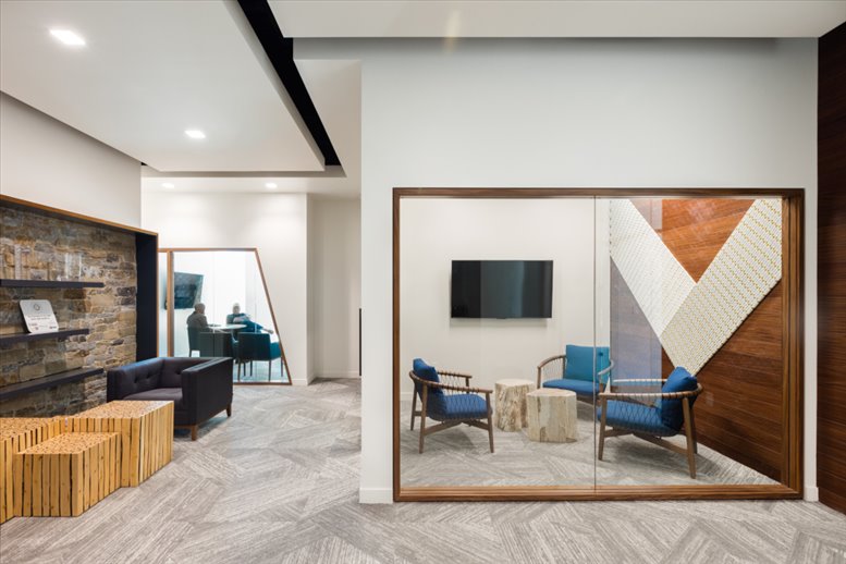 262 North University Avenue Office Images