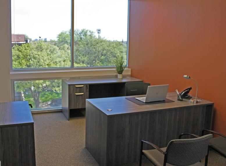 Picture of 15150 Preston Rd Office Space available in North Dallas