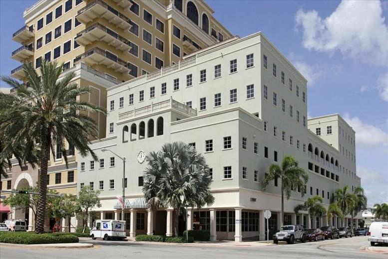 2000 Ponce De Leon BLVD available for companies in Coral Gables