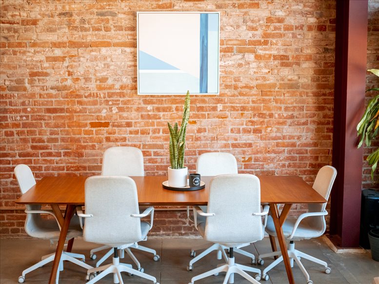 900 Pacific Ave Office Images