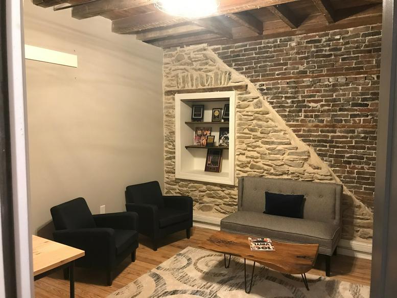 79 East Main Street Office Images
