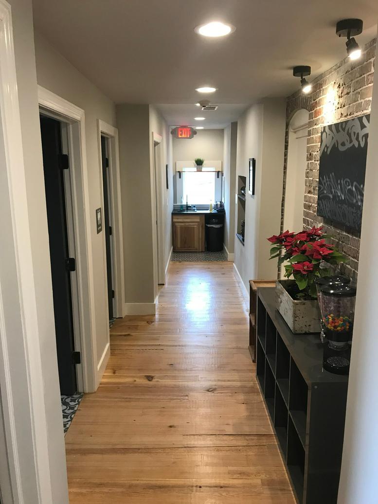 79 East Main Street Office Images