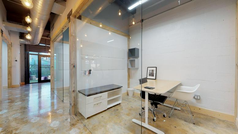 Photo of Office Space on 142 NW 37th St Miami 