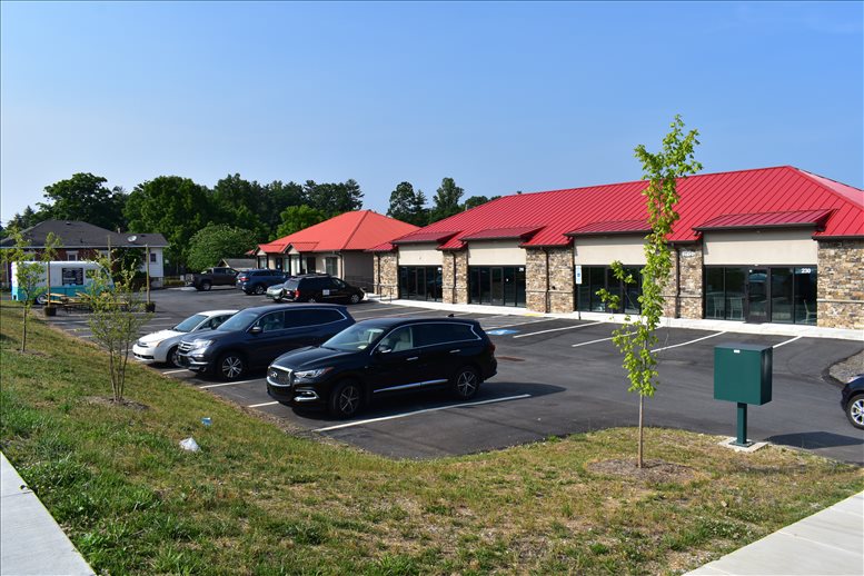 2712 Hendersonville Road available for companies in Asheville