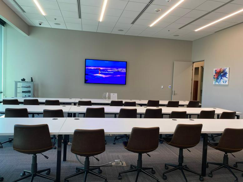 3133 West Frye Road, Suite 101 Office Images