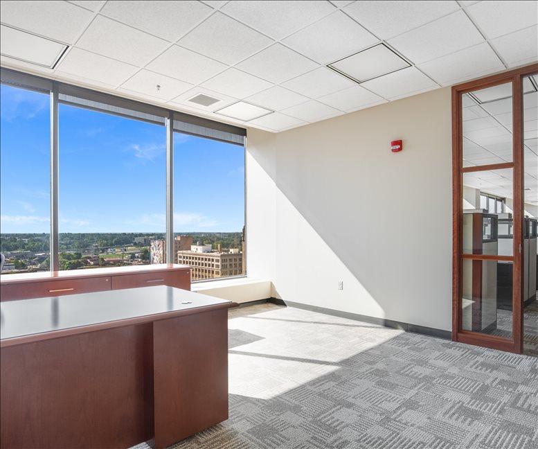 400 Texas Street Office Images