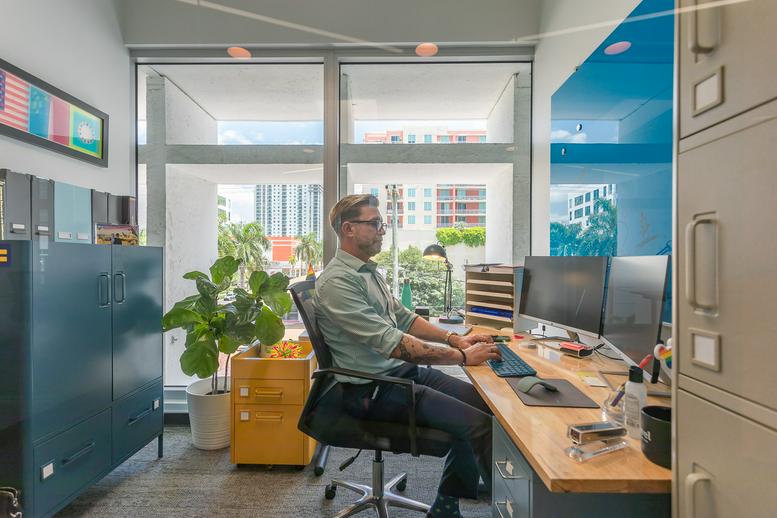 Photo of Office Space on 2125 Biscayne Blvd Miami 