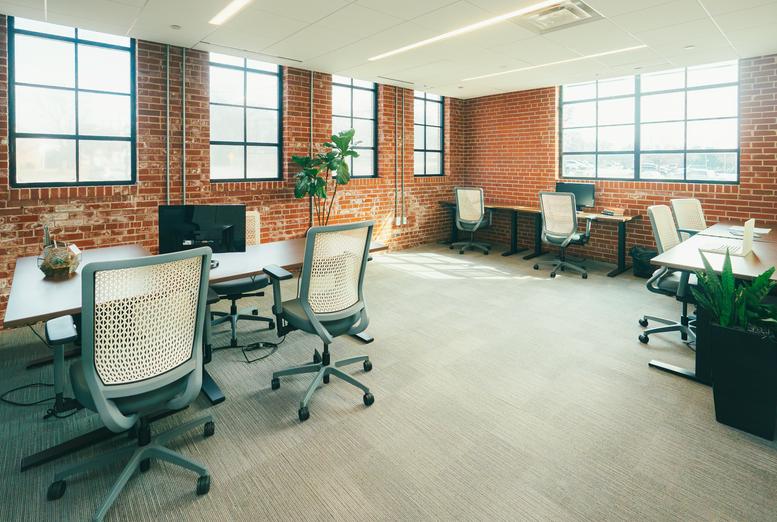 141 Traction Street Office Images