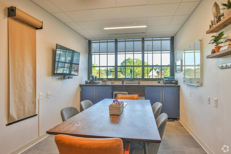 Office for Rent on 141 Traction Street Greenville 