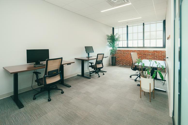 141 Traction Street Office Images