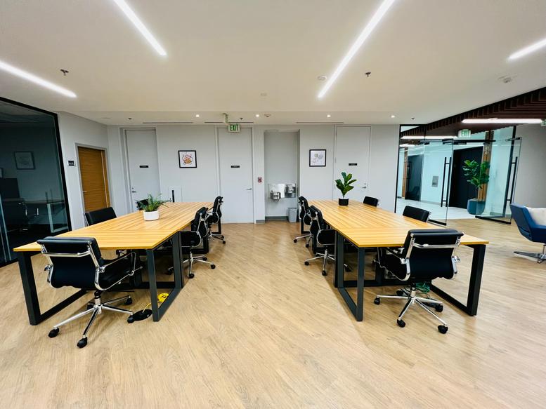 Photo of Office Space on 1420 Spring Hill Rd, McLean Tysons 