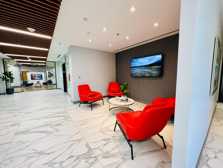 Photo of Office Space on 1420 Spring Hill Rd, McLean Tysons 