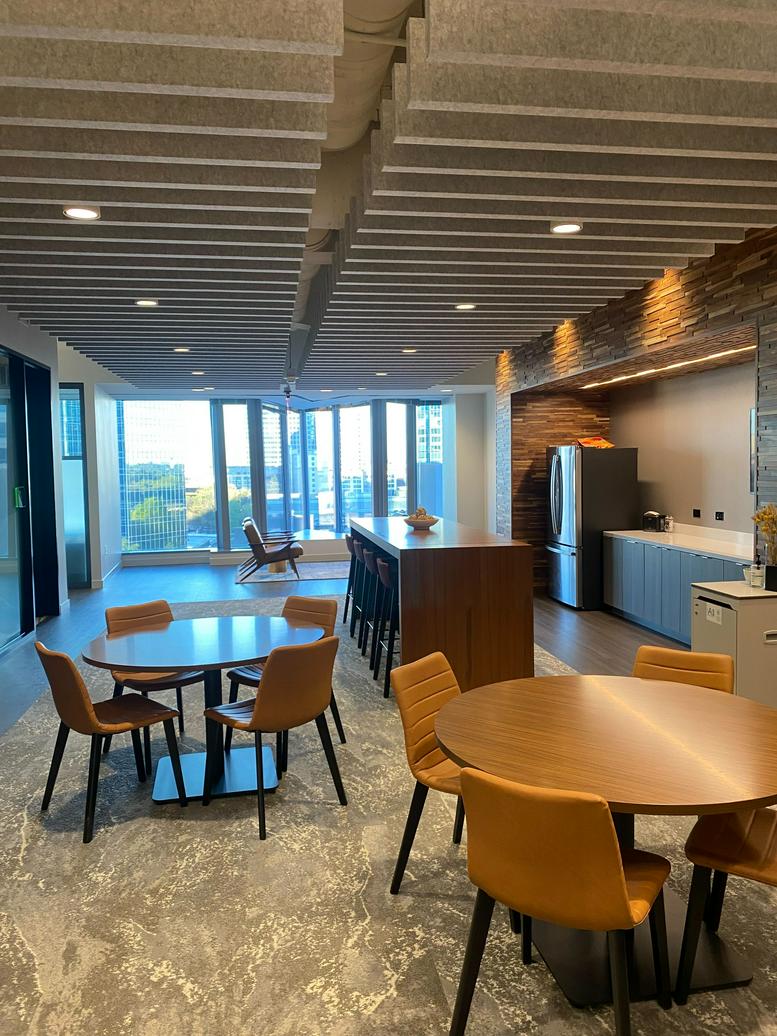 3344 Peachtree Road Northeast Office Images
