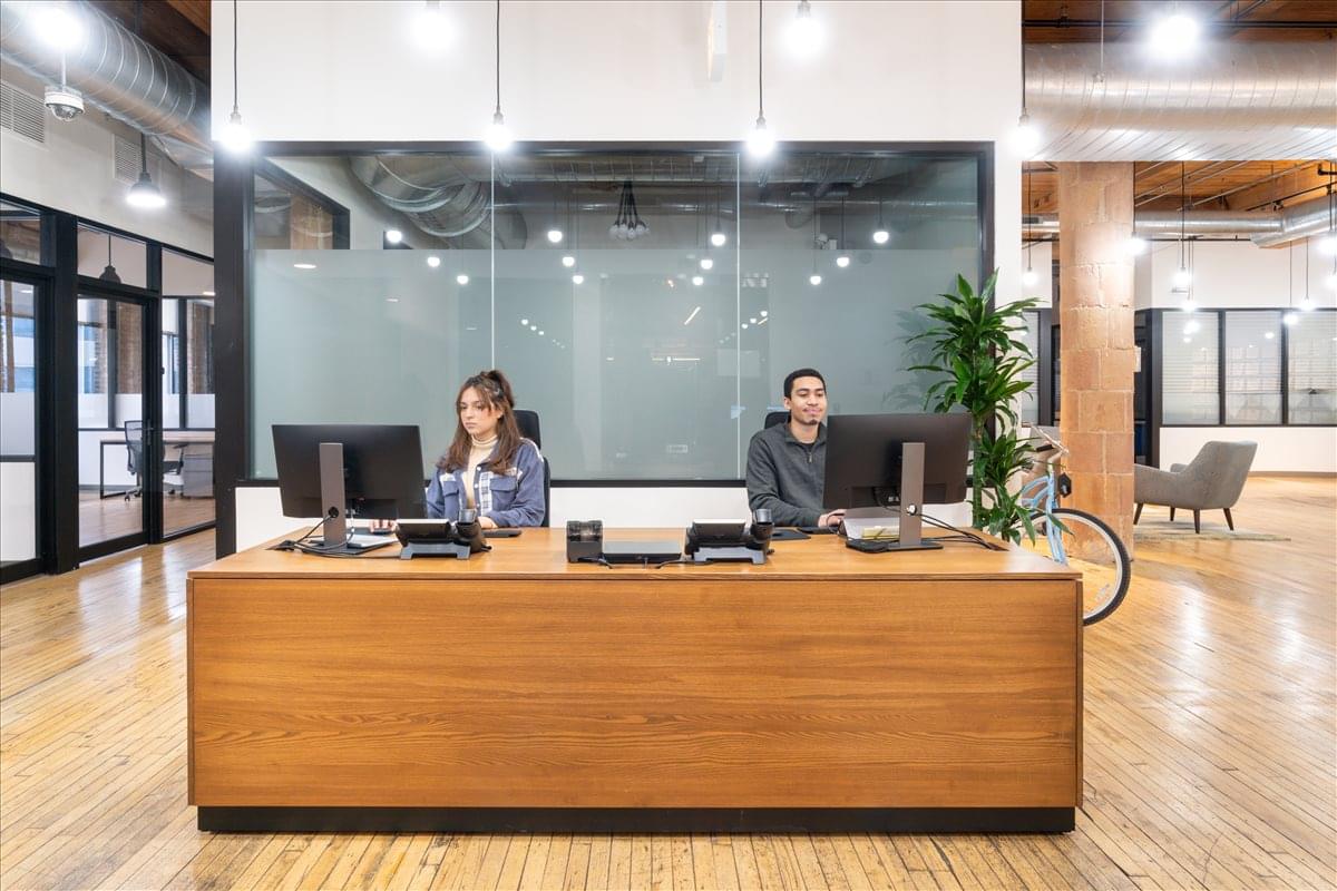 320 West Ohio Office Images