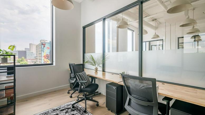 800 North High Street Office Images