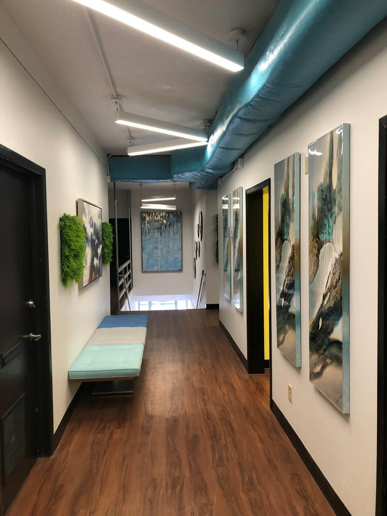 629 West 19th Street, Floor 2, Heights Common Office Images