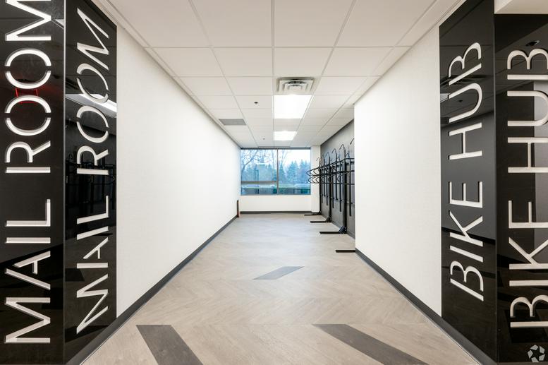 310 East 96th Street, Suite 200 Office Images