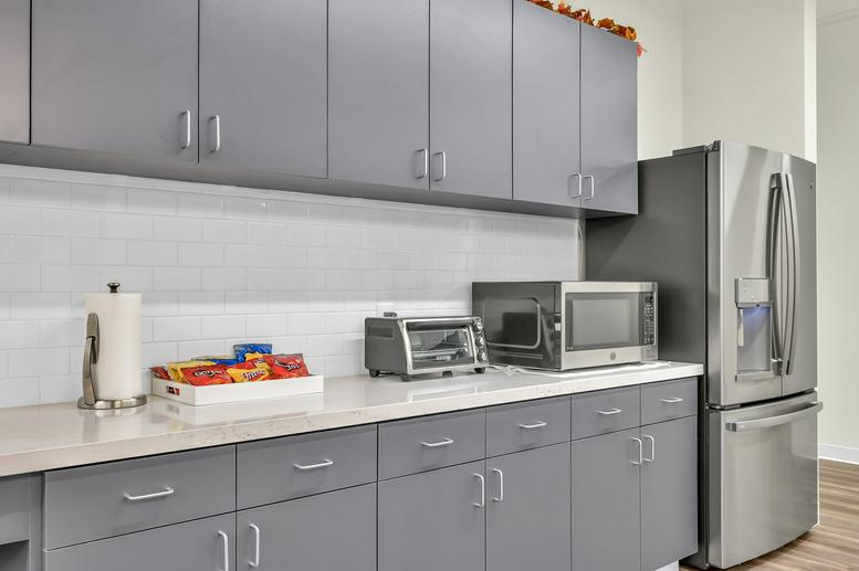 14150 Huffmeister Road, Suite 200 Office Images