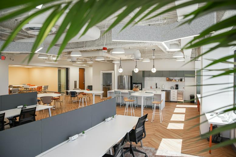 300 South 4th Street, 6th Floor Office Images
