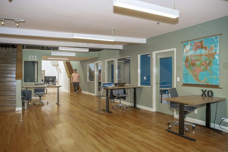 805 Greenwood Street Office Images