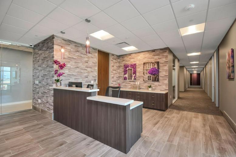 24285 Katy Freeway available for companies in Katy