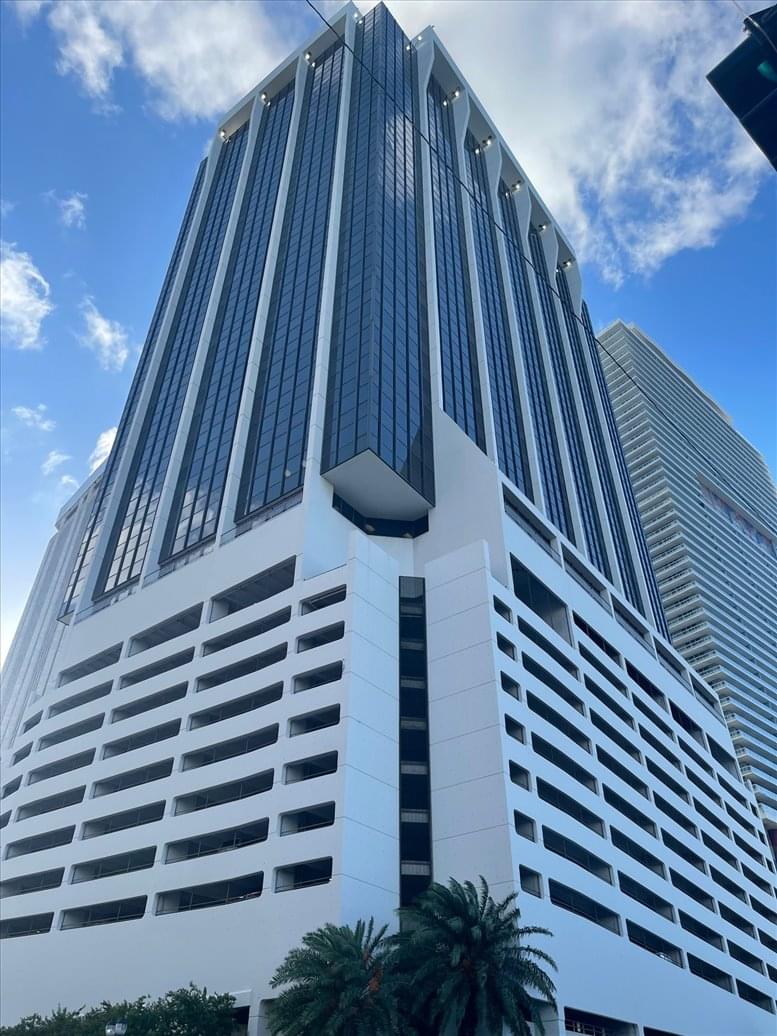 Photo of Office Space on 2 South Biscayne Boulevard Miami 