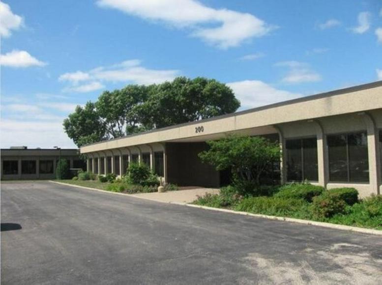 1400 South Wolf Road available for companies in Arlington Heights