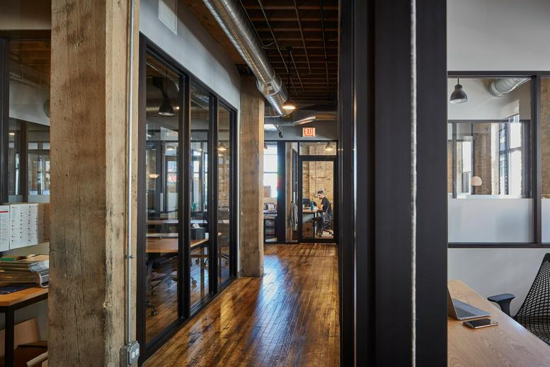 111 West Illinois Street, 5th Floor Office Images