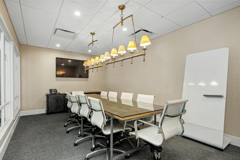 132 Chief Justice Cushing Highway Office Images