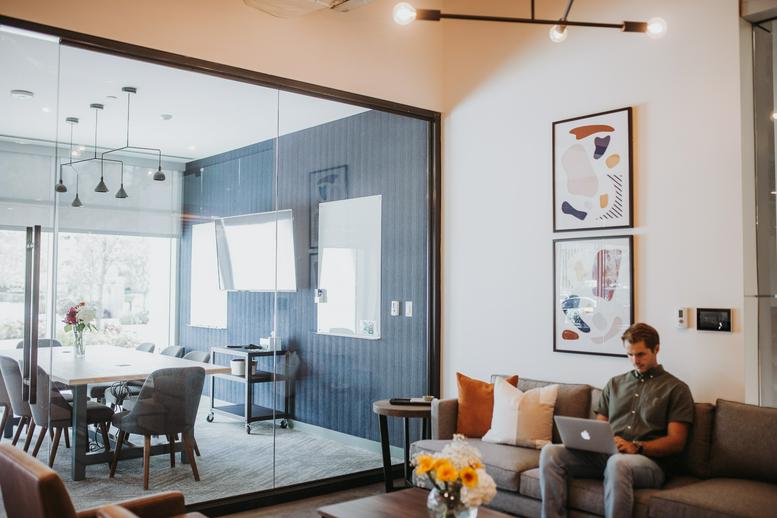 14555 Dallas Parkway Office Images
