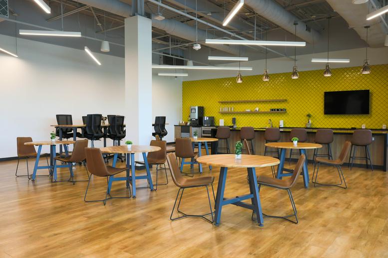 8865 Stanford Boulevard, Suite 202 Office Images