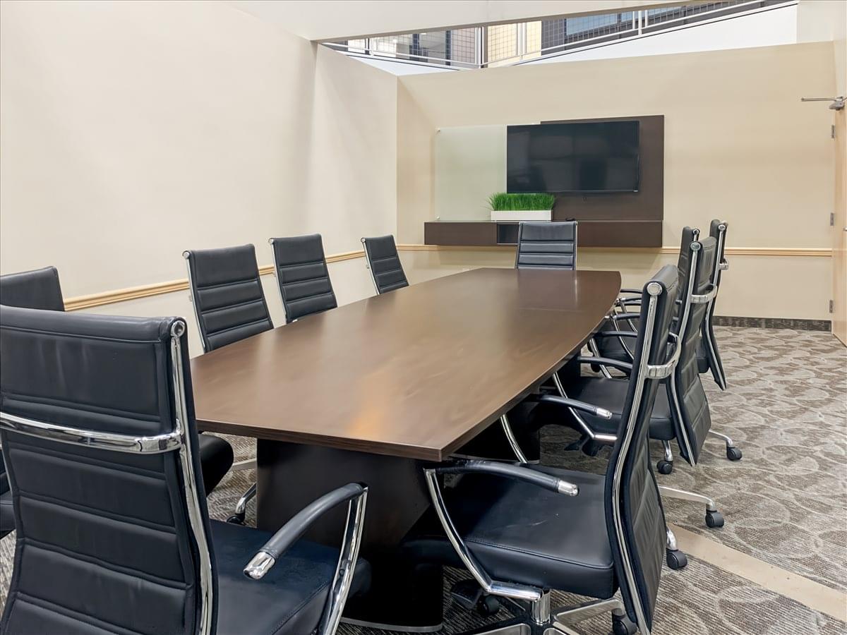 2323 West 5th Avenue, The Cliffs Office Images