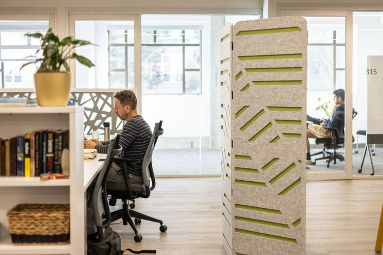 2001 Van Ness Avenue, Suite 300 Office Images