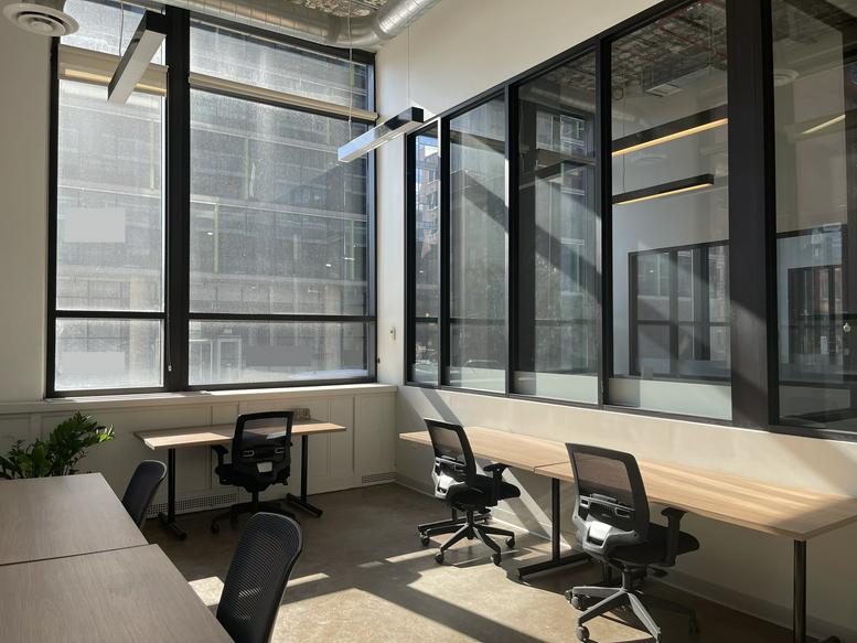 600 West Jackson Boulevard, Suite 100 Office Images