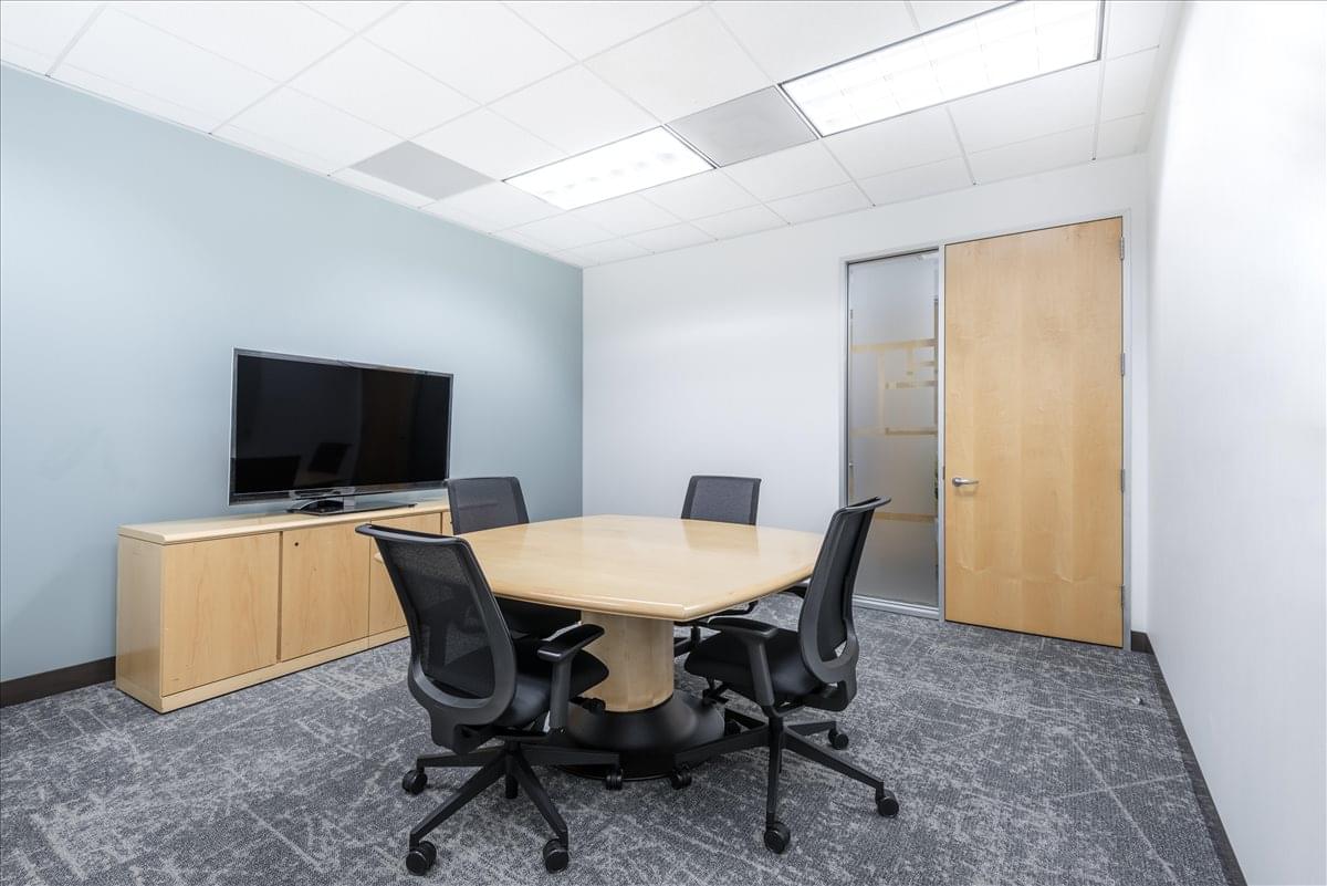 Photo of Office Space on 6303 Owensmouth Ave, Warner Center Woodland Hills 