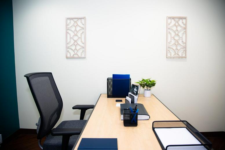 5290 Shawnee Road, Suite 200 & 201 Office Images